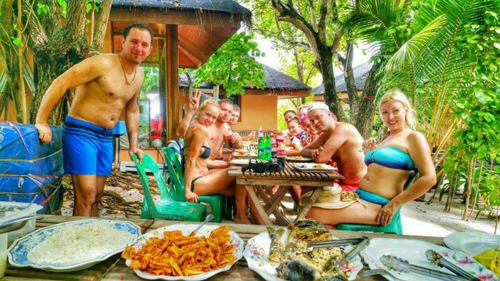 Lily Rest Maldives Hotell Maafushi Eksteriør bilde