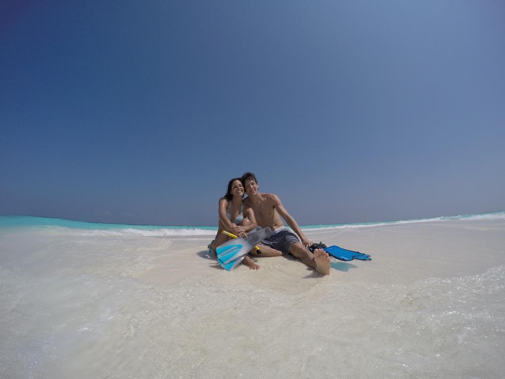 Lily Rest Maldives Hotell Maafushi Eksteriør bilde